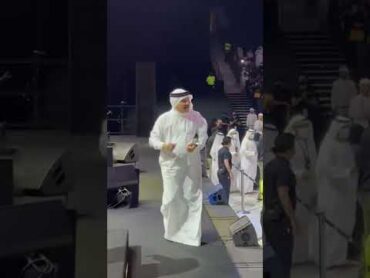 محمد عبده  فنان العرب يرقص في حفله الأخير في ابوظبي  عيد الموسيقى
