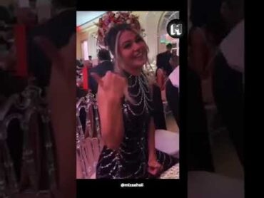 Şu hareketi yapsana shorts