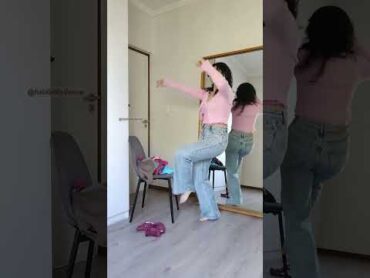 لما عم تحاولي تكوني ايجابية 😂