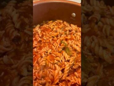 Rotini pasta 🍝 🤤👌🏼 yummy delicious easyrecipe foryou easy shorts 😋