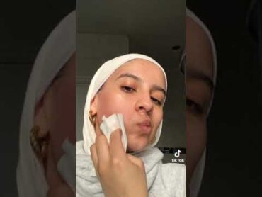 حتنصدم كميه شعر من بعد حلاقه وجهاا بالشفره بنت تحلق وجههاا في الشفره😵😵😵