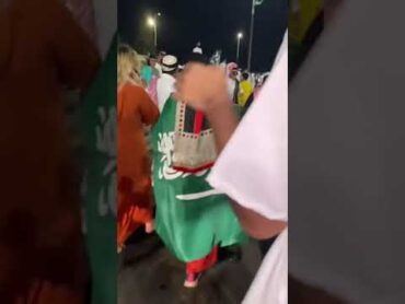 تحرش علني في السعودية بلاد التوحيد 😂