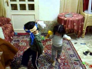 مؤمن وميمنة بيجو رقص أطفال