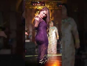 فري خلفيتج فريها يمنا ويسرا حركيها   رقص بنات كلهم غلط وانتي الصح أجمل رقاصة عل مسرح دبكات طرب 2024