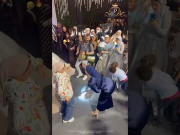 تجميعه لكل رقص البنت اللي بترقص بفستان ازرق  ..فيديوالبنت المنتشر في مصر .. الفستان الازرق تيك توك