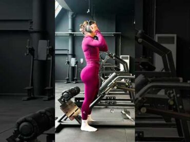 Gym Girl Glutes Transformation 🔥🍓🍓 crossfit fitness model gymlover legsday glutes model abs