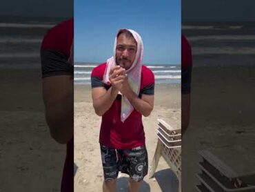 الأم والأب ف البحر😂😂❤️