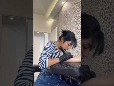 درآمد یک روزی کاری من چقدره؟ 😅✌🏻 بنظرت کمه یا زیاد؟ تتو tattoo vlog shortvideo