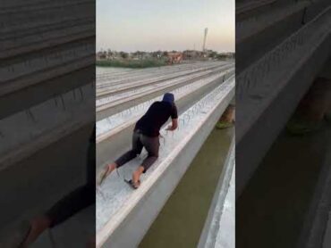 صعد فوق الجسر