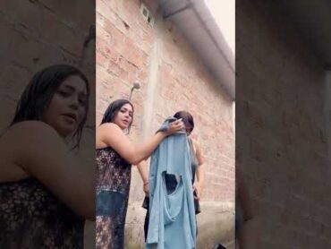 روتيني اليومي ساخن🔥💯 جدا كندوش انا وصديقتي برا البيت بملابس شفافة كلشي عاري 👙💯