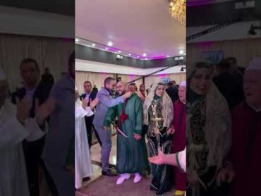 لي شلح او مشافش هاد الفيديو .طوب والله احسن عرس امازيغي ⁦❤️⁩💍👑