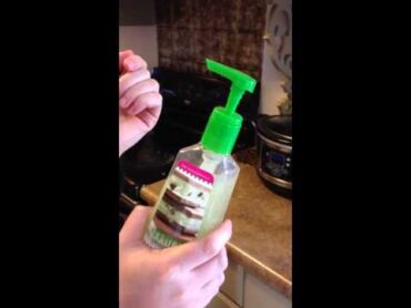 How to Open Bath & Body Works Hand Soap