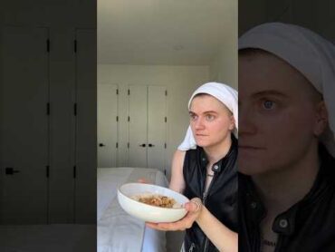What it&39;s like dating a bisexual woman lgtbq comedy shorts relationshiphumor relatable