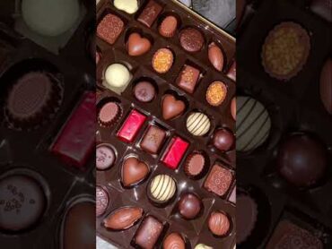 حلوات اشياء الي اشتريتهمفعل جرس الشعارات 🙏🏻لايك food اماني love شعب الصيني ماله حل 😄🛍️💁🍫