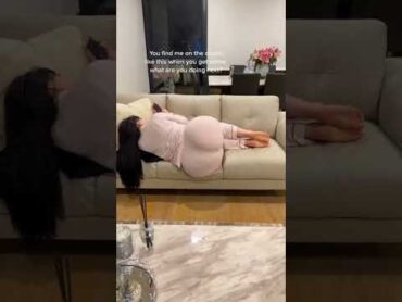 Arab beautiful girl show her ass 🔥🔥🔥😉 bikini arabic couple dance