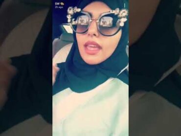 ساره الودعاني تهين زوجها وهو بجانبها بالسياره