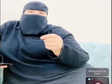 منقبة تخينة عريضة بالعباية السوداء