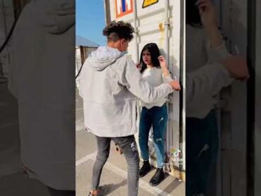 لما تبقا عايز تعاكس بنت