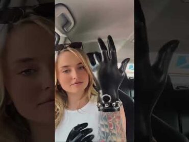 Customer Video. Trinity Princess (Trinityyy princess) trying on her new Bondette Latex Gloves