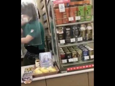 コンビニの店員同士で喧嘩