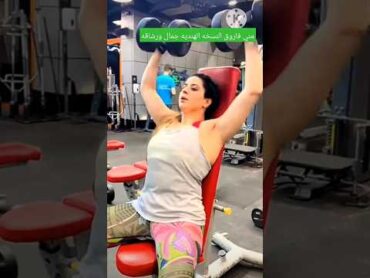 مني فاروق النسخه الهندية إطلالات ساحره