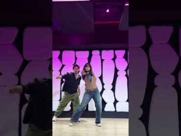 Hot couple dance tenu le ke Jana songsimranchoudharysimran bigboobsbouncingtwerking buttsviral