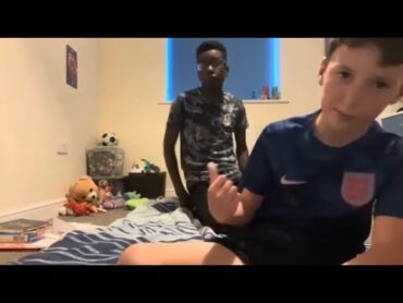 تحدي اليوقا ورع مع خال