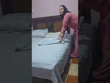 النهارده الخميس قولت لزم أروق اوضت النوم