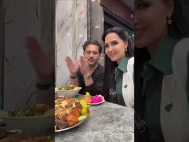 هند القحطاني مستانسة مع الفنان سامي